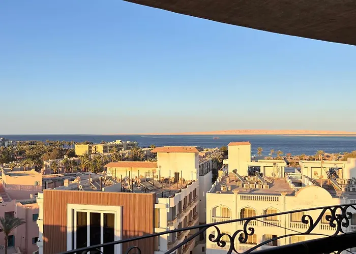 Sea View Serviced - Bahia - Prime Location 3*